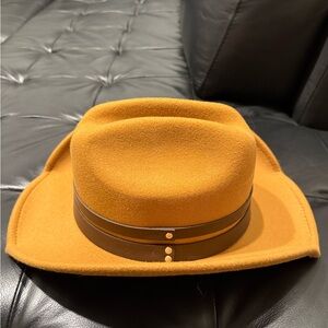 Treasure & bond cowboy hat